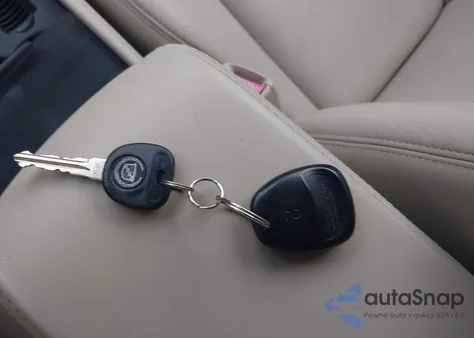 2005 Cadillac Srx V6 z USA, uszkodzony, nr VIN 1GYEE637650143992